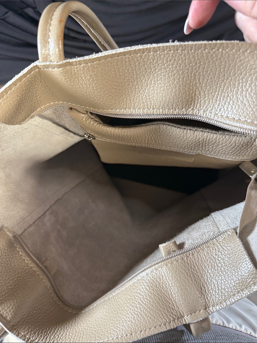 Classic Neutral Italian Leather Tote Bag - Taupe - Picture 3 of 8